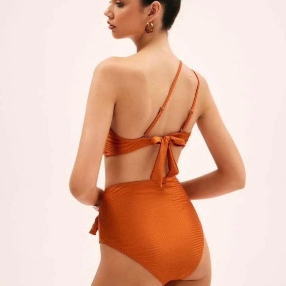 Bikini sets - Picture 2 of 4